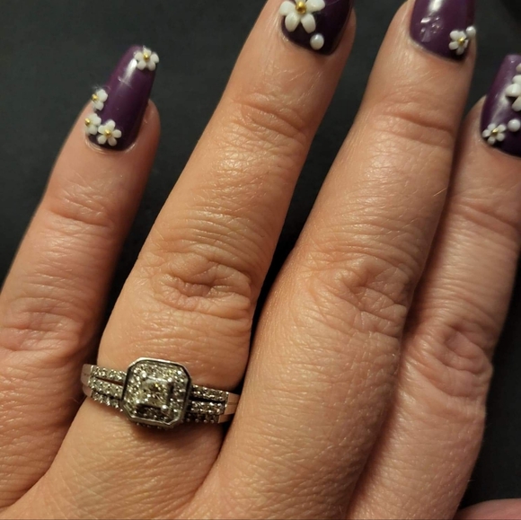 1/2 CT. T.W. princess-cut Sterling silver bridal set 8.5 - Picture 5 of 5